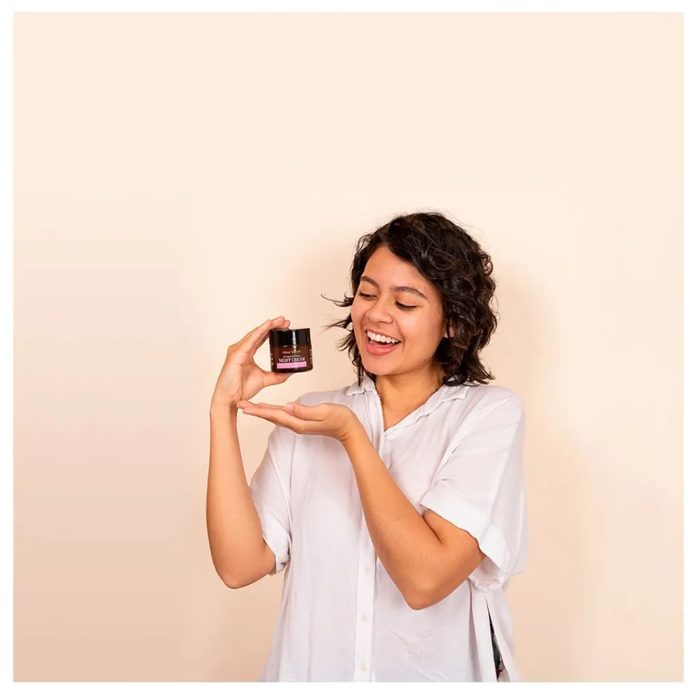alma_secret_night_cream_m_3.webp Alma Secret Night Cream Multi-Reparadora Antiedad Pieles Sensibles Shop