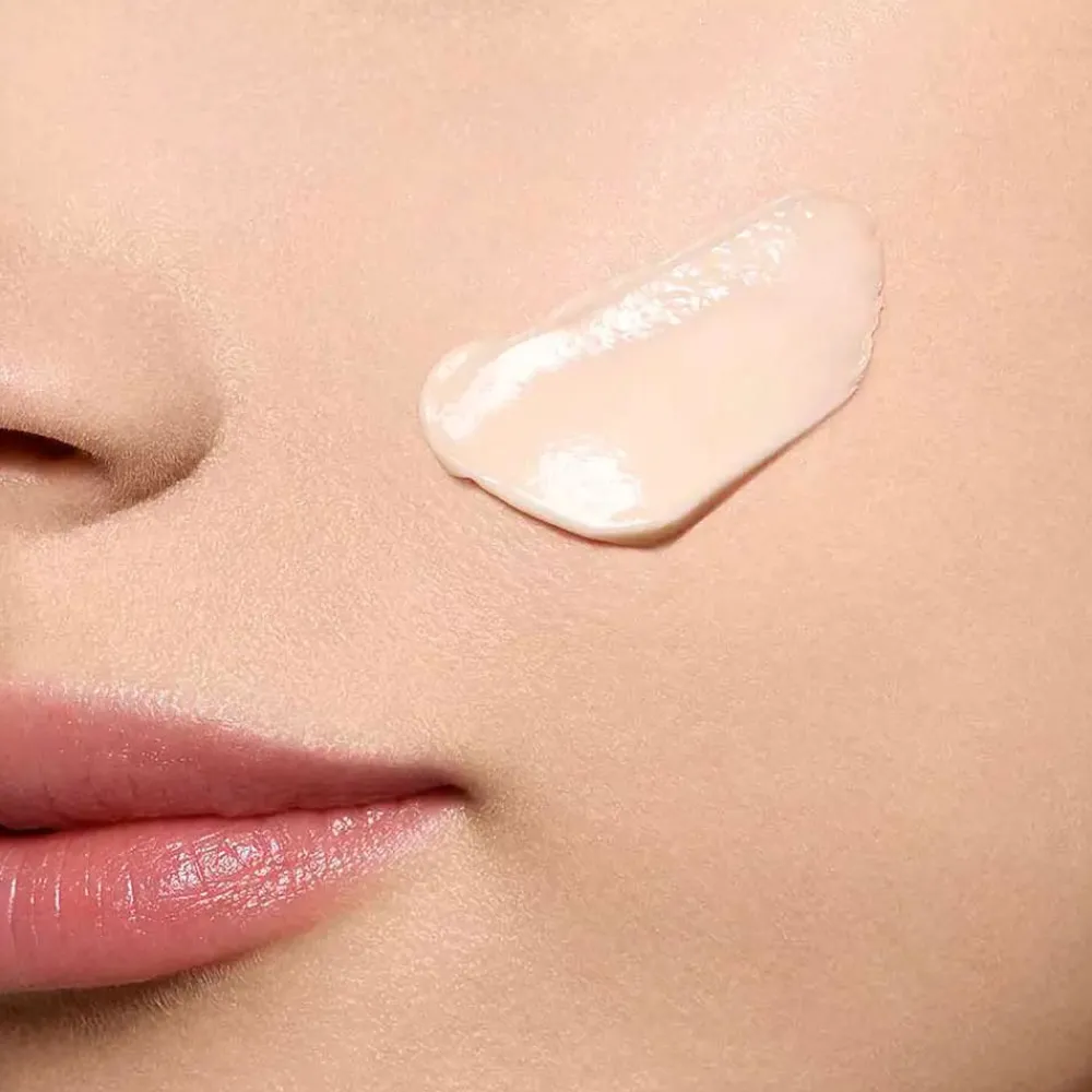 clarins_extra_firming_jou_2.webp Clarins Extra Firming Jour Creme Fermete Anti-Rides Toutes Peaux Sale