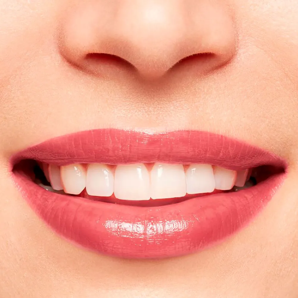 clarins_joli_rouge_brilla_11.webp Clarins Joli Rouge Brillant Hydratation Brillance Discount