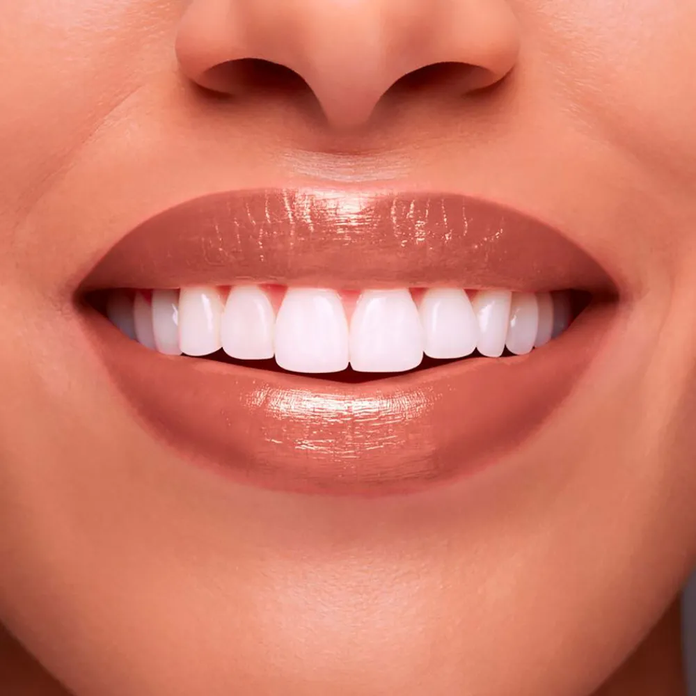 clarins_joli_rouge_brilla_20.webp Clarins Joli Rouge Brillant Hydratation Brillance Discount